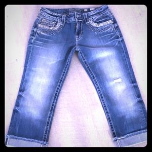 Miss Me Signature Cuffed Capri